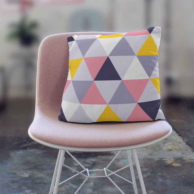 Mikrofaser Kissen Colourful mosaic - a geometric composition of triangles cushions 146840 additionalImage 5