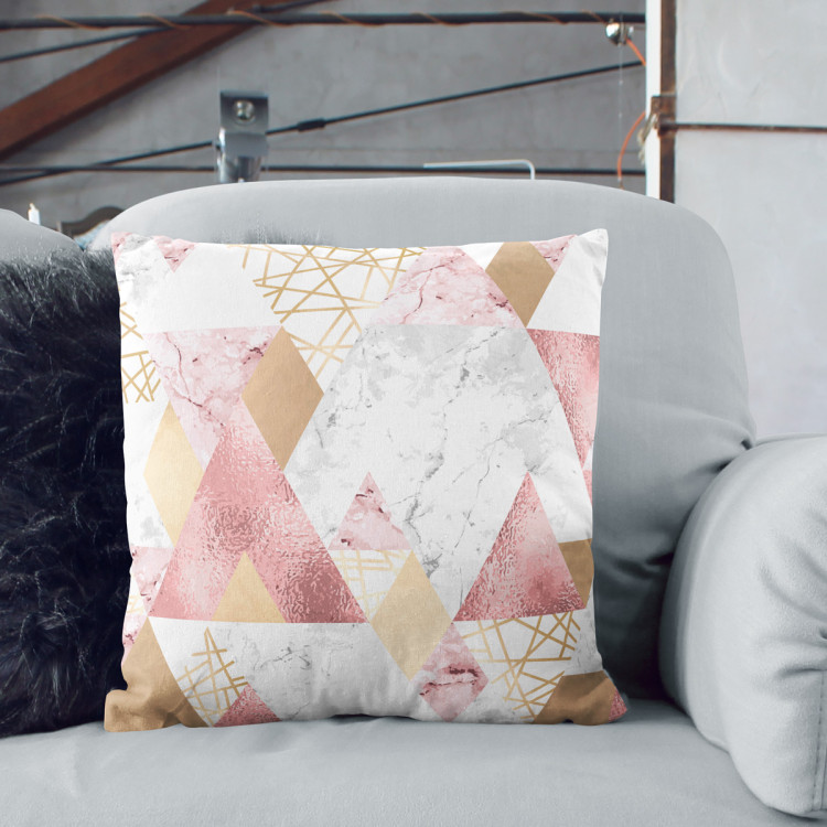 Mikrofaser Kissen Geometric patchwork - design with triangles, marble and gold pattern cushions 146911 additionalImage 5