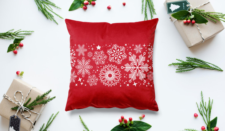 Decorative Velor Pillow Floral stars - white motifs depicted on a red background velour 148511 additionalImage 5