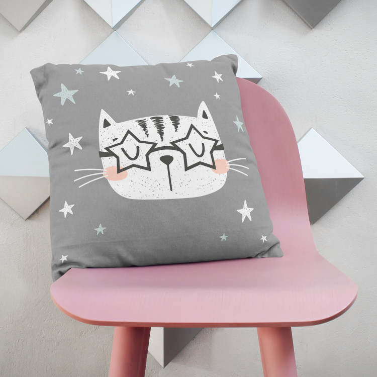 Mikrofiberkudda Cat among the stars - animal motif on a dark grey background cushions 147021 additionalImage 2