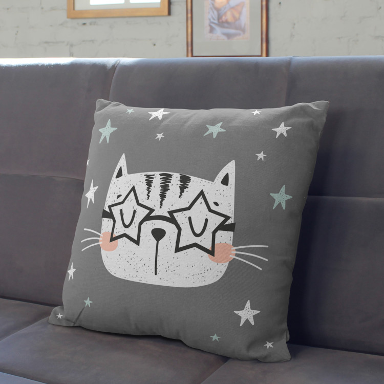 Mikrofiberkudda Cat among the stars - animal motif on a dark grey background cushions 147021 additionalImage 3