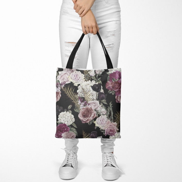 Shoppingväska Mystical bouquet - rose flowers and hydrangea on black background 147521 additionalImage 2