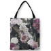 Borsa a sacco Mystical bouquet - rose flowers and hydrangea on black background 147521
