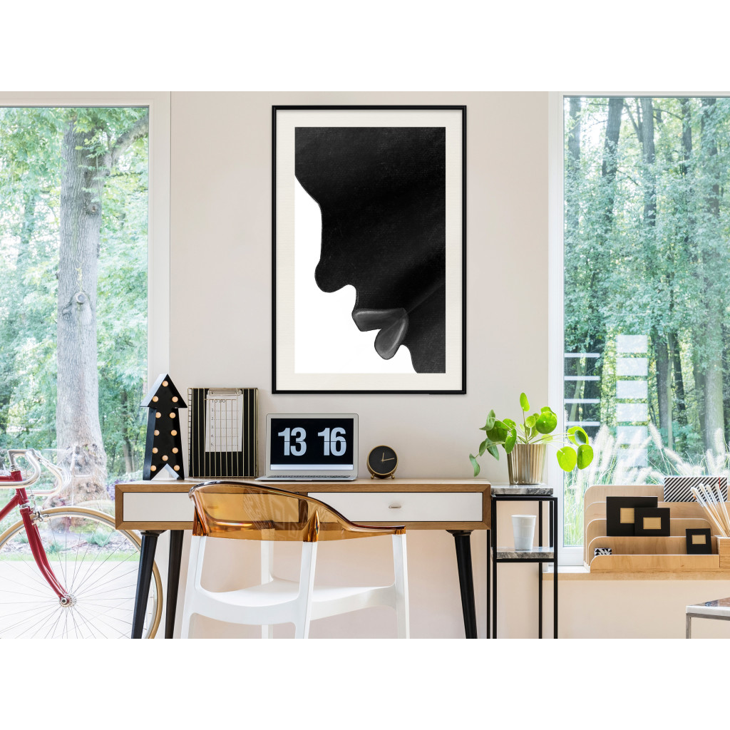 Cartaz Black And White Profile [Poster]