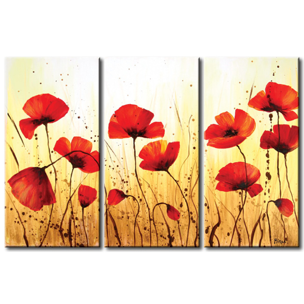 Schilderij  Klaprozen: Gouden Klaprozenweide (3-delig) - Rode Bloemen Op Een Achtergrond Met Spatten
