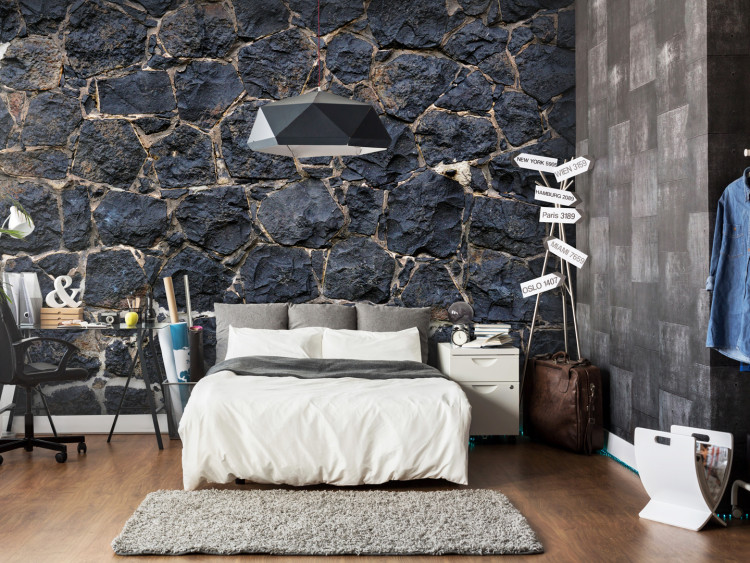 Mural de parede Encanto Sombrio - composição com textura de pedras pretas e rejunte claro