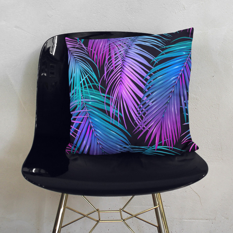 Mikrofaser Kissen Neon palm trees - floral motif in shades of turquoise and purple cushions 146891 additionalImage 5