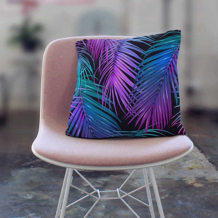 Mikrofaser Kissen Neon palm trees - floral motif in shades of turquoise and purple cushions 146891 additionalImage 3