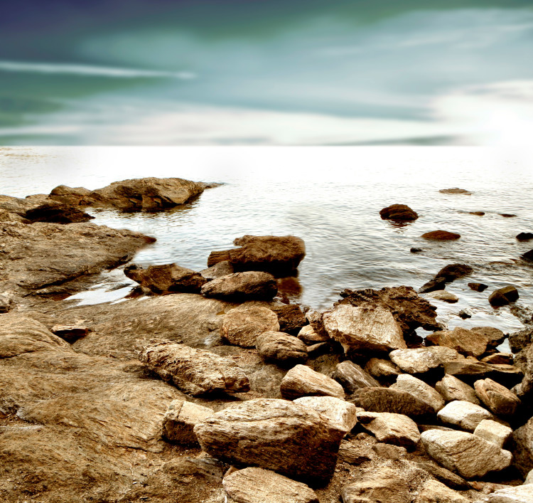 Mural Águas Tranquilas - Paisagem de Praia Junto ao Mar Fresco com Pedras e Céu 61712