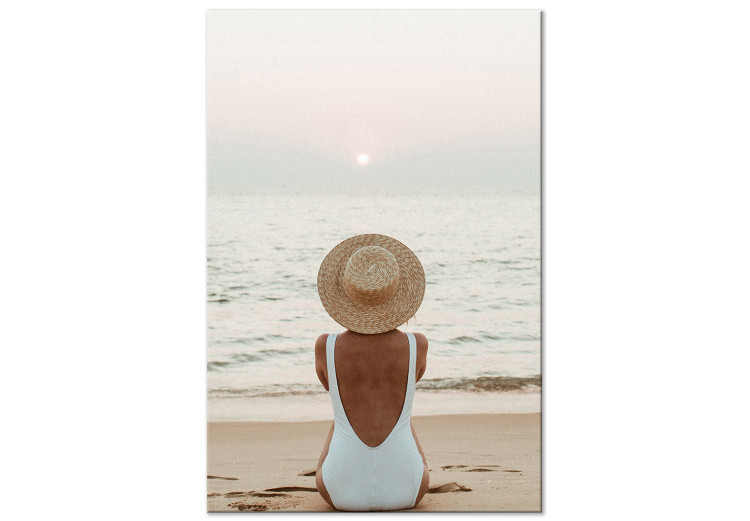 Canvas Woman in hat on the beach - Marine landscape with sunset