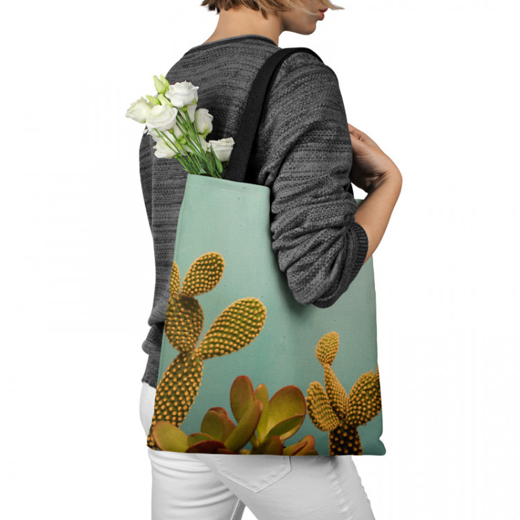 Shoppingväska Cactus sky - a plant composition on a celadon background 148523 additionalImage 3