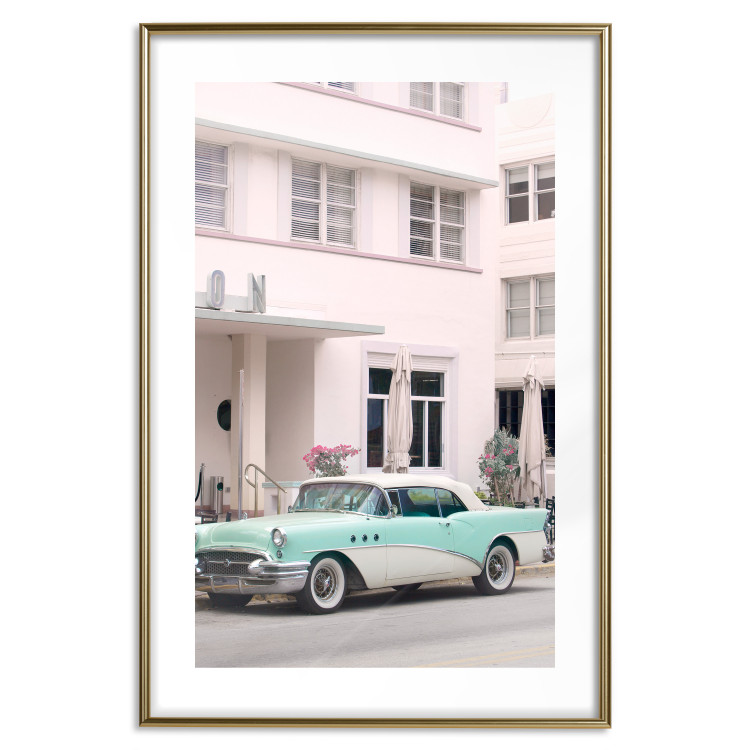 Plakat Styl retro - słoneczna ulica w różowym blasku i samochód 144343 additionalImage 33