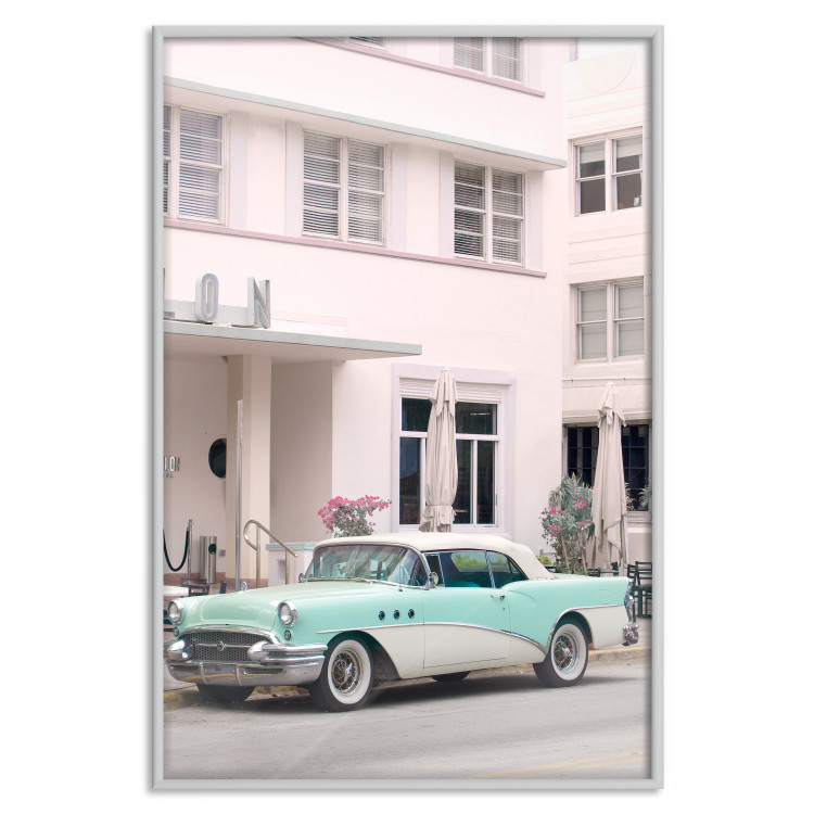Plakat Styl retro - słoneczna ulica w różowym blasku i samochód 144343 additionalImage 29