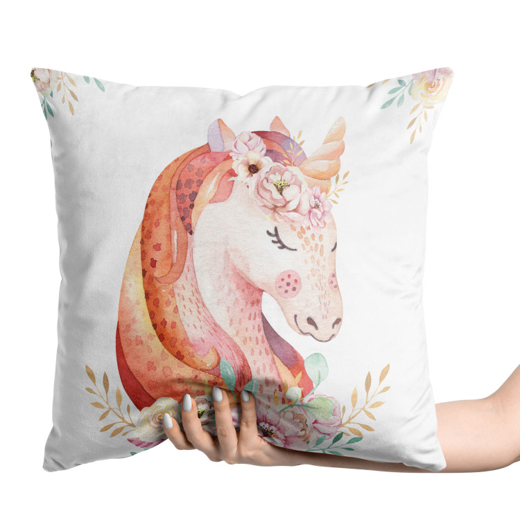 Kissen Velours Unicorn Portrait - A Lovely Colorful Animal Painted With Watercolors 151373 additionalImage 3