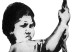 Obraz Chłopiec z kołem ratunkowym - czarno-biała grafika w stylu street art 132435 additionalThumb 5