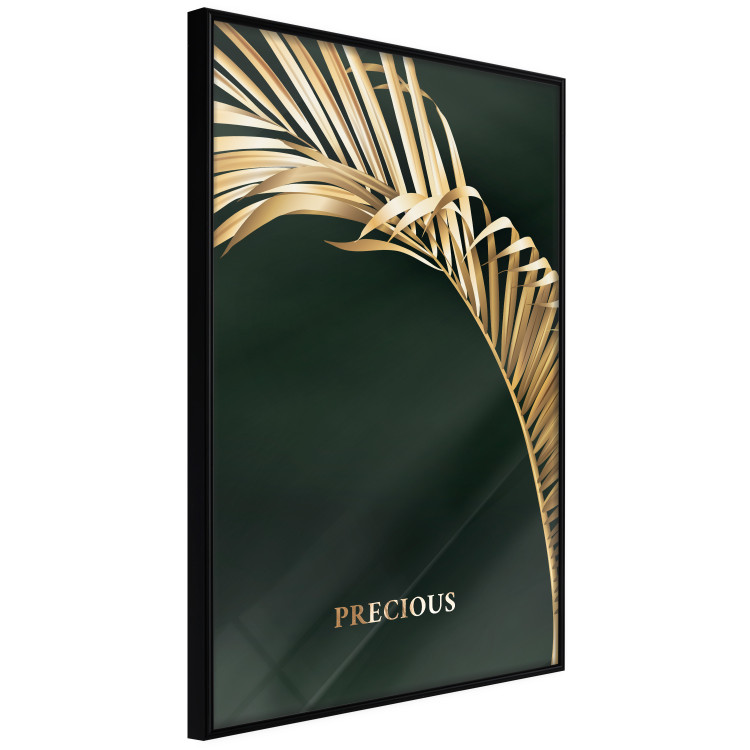 Plakat Egzotyczna roślina - złoty liśc palmy na ciemnozielonym tle 145485 additionalImage 3