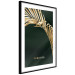 Plakat Egzotyczna roślina - złoty liśc palmy na ciemnozielonym tle 145485 additionalThumb 6