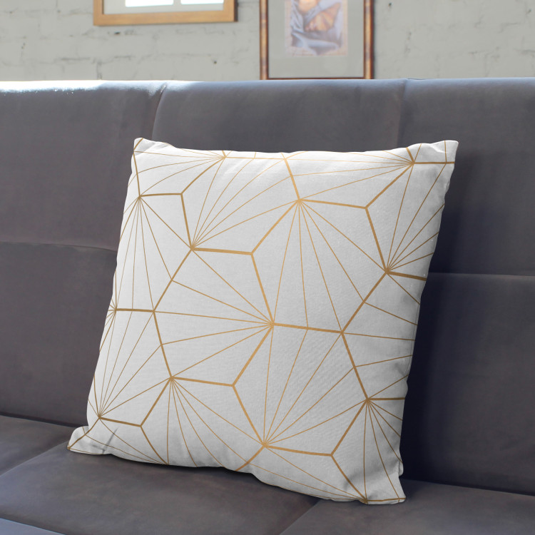 Mikrofaser Kissen Gold hexagons - an abstract geometric glamour composition cushions 146856 additionalImage 3