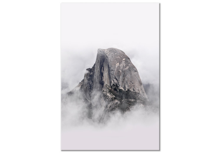 Canvas Mount Half Dome - Landscape with rocks in the clouds and mountain landscape Yosemite National Park in USA in shades of gray and white 130366