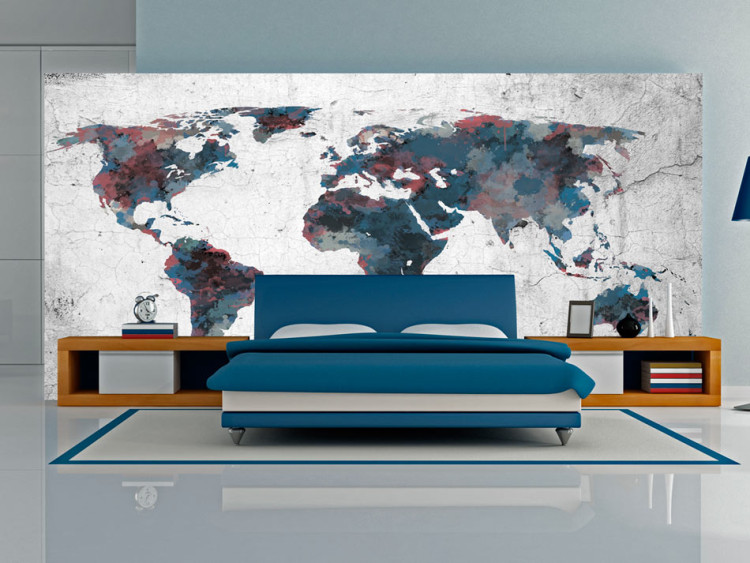 Carta da parati Continenti - mappa del mondo con colori scuri su sfondo grigio 59986