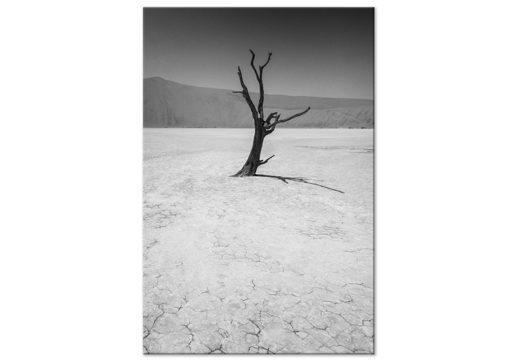 Obraz na płótnie Drzewo na pustyni (1-częściowy) pionowy