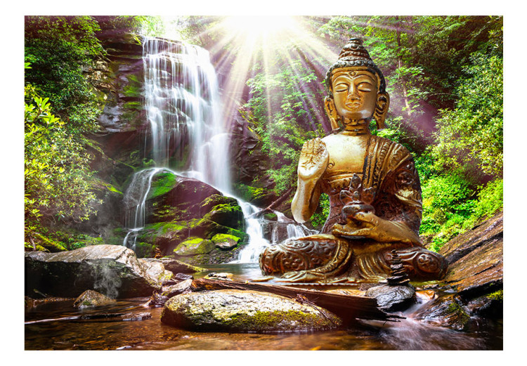 Mural Oração na Floresta - escultura de Buda em frente a uma cachoeira em uma selva ensolarada 89418 additionalImage 1