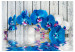 Mural de parede Orquídea Azul-Cobalto - motivo floral com água e elementos de madeira 60238 additionalThumb 1