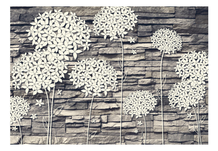 Fotomural Composição em Pedra - Flores brancas em um fundo de parede de pedra cinza 64538 additionalImage 1