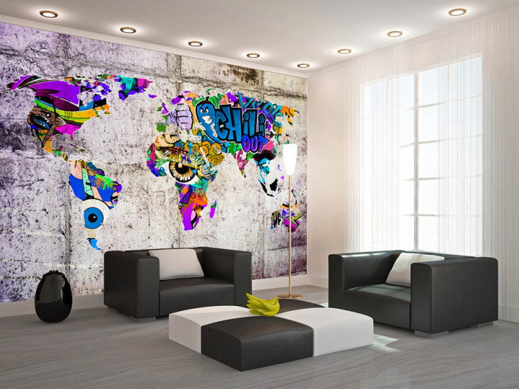 Mural de parede Mundo Colorido - mapa-múndi no estilo de graffiti em fundo de concreto cinza