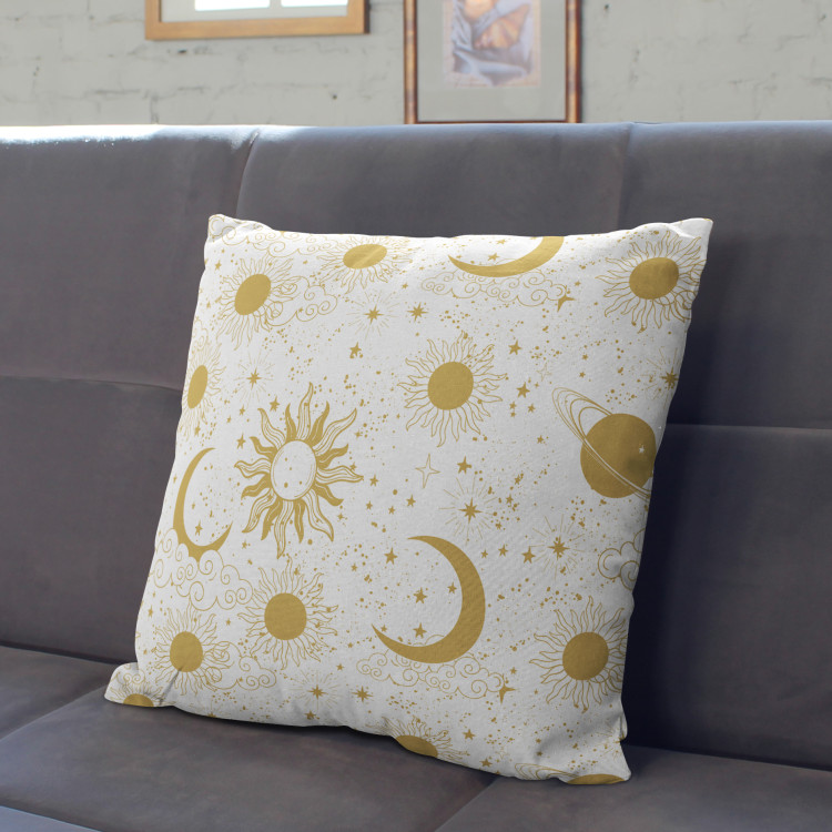 Mikrofaser Kissen Moon and flowers - composition in shades of yellow and white cushions 146739 additionalImage 3