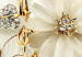 Fototapeta Kwiaty ozdobione perłami - abstrakcyjny kolaż z kryształami i złotem 138049 additionalThumb 3