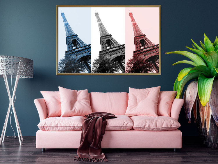 Poster Paris Collage - Three Photos of the Eiffel Tower in the National Colors of France 144799 additionalImage 16